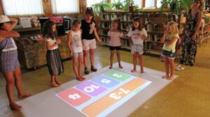Интерактивен под в детски градини
